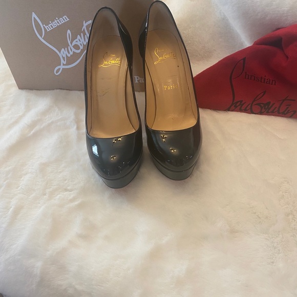 Christian Louboutin shoes - Picture 3 of 10